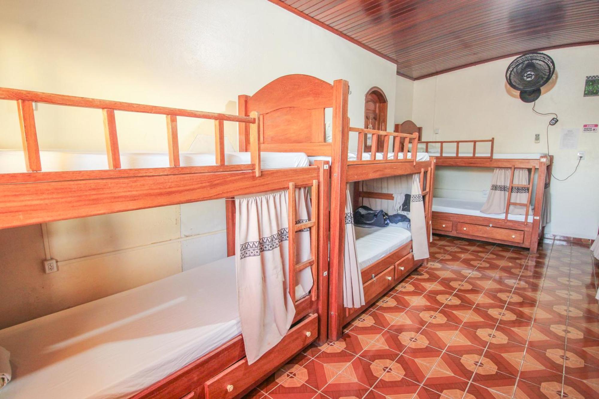 בואה ויסטה Hostel Roraima מראה חיצוני תמונה